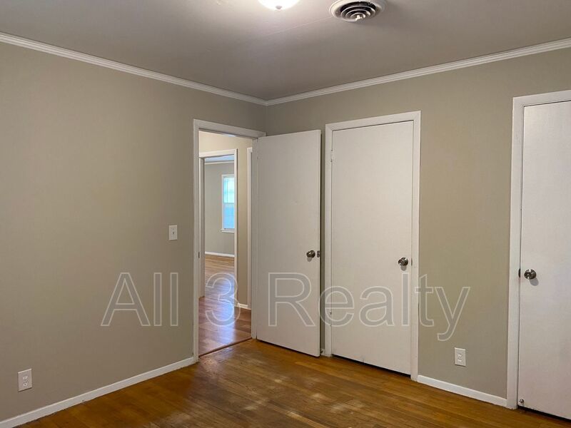 3-Bedroom  cutie ! APPLY today at All3Realty.com property image
