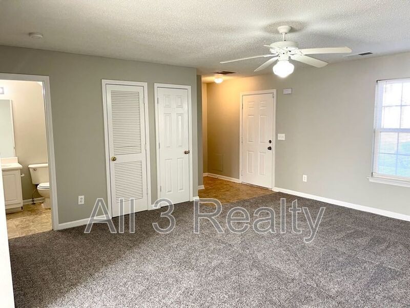 Welcome to this charming 3-bedroom, 2.5-bathroom house nestled in the desirable Stockbridge, GA area. property image