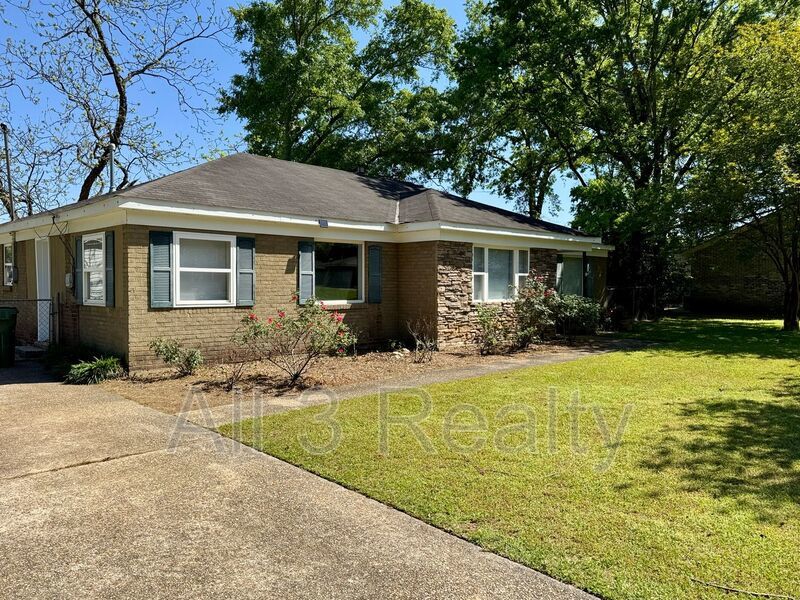 3-Bedrooms made for living property image