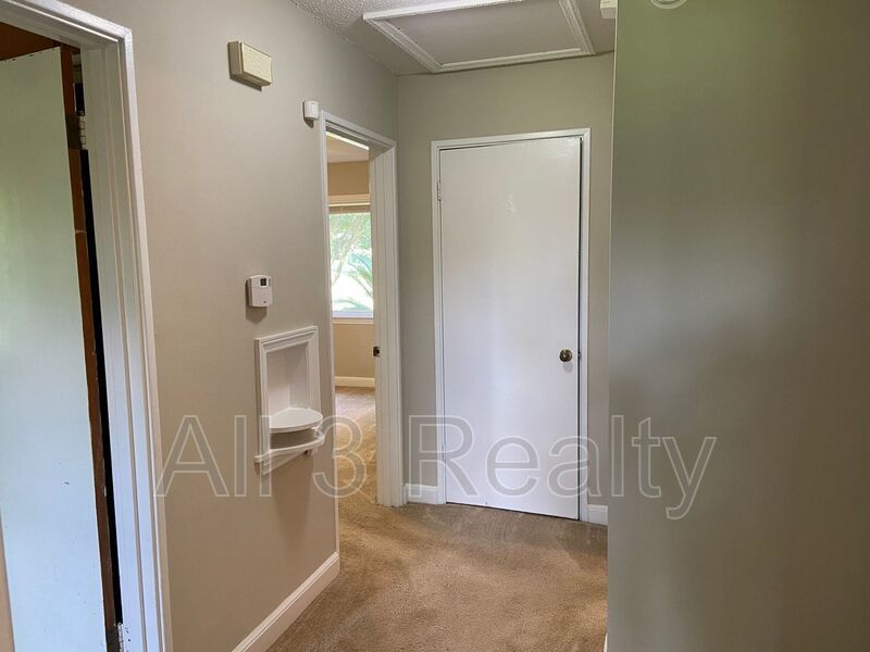 3-Bedrooms made for living property image