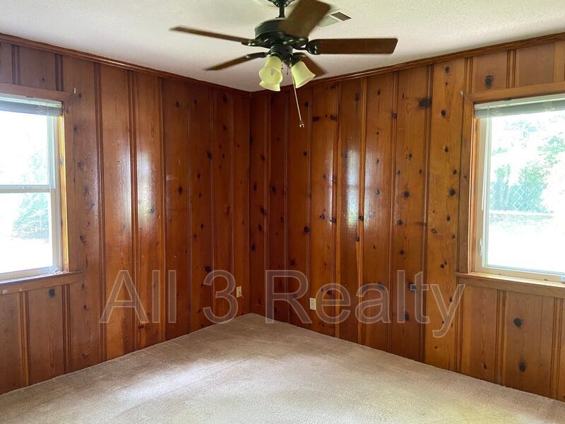 3-Bedrooms made for living property image